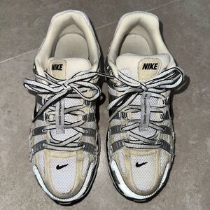 Nike Women's P-6000 Shoes in black/coconut size 5.5, fits a 6